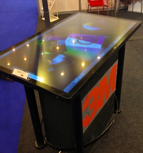 Table tactile interactive 3M